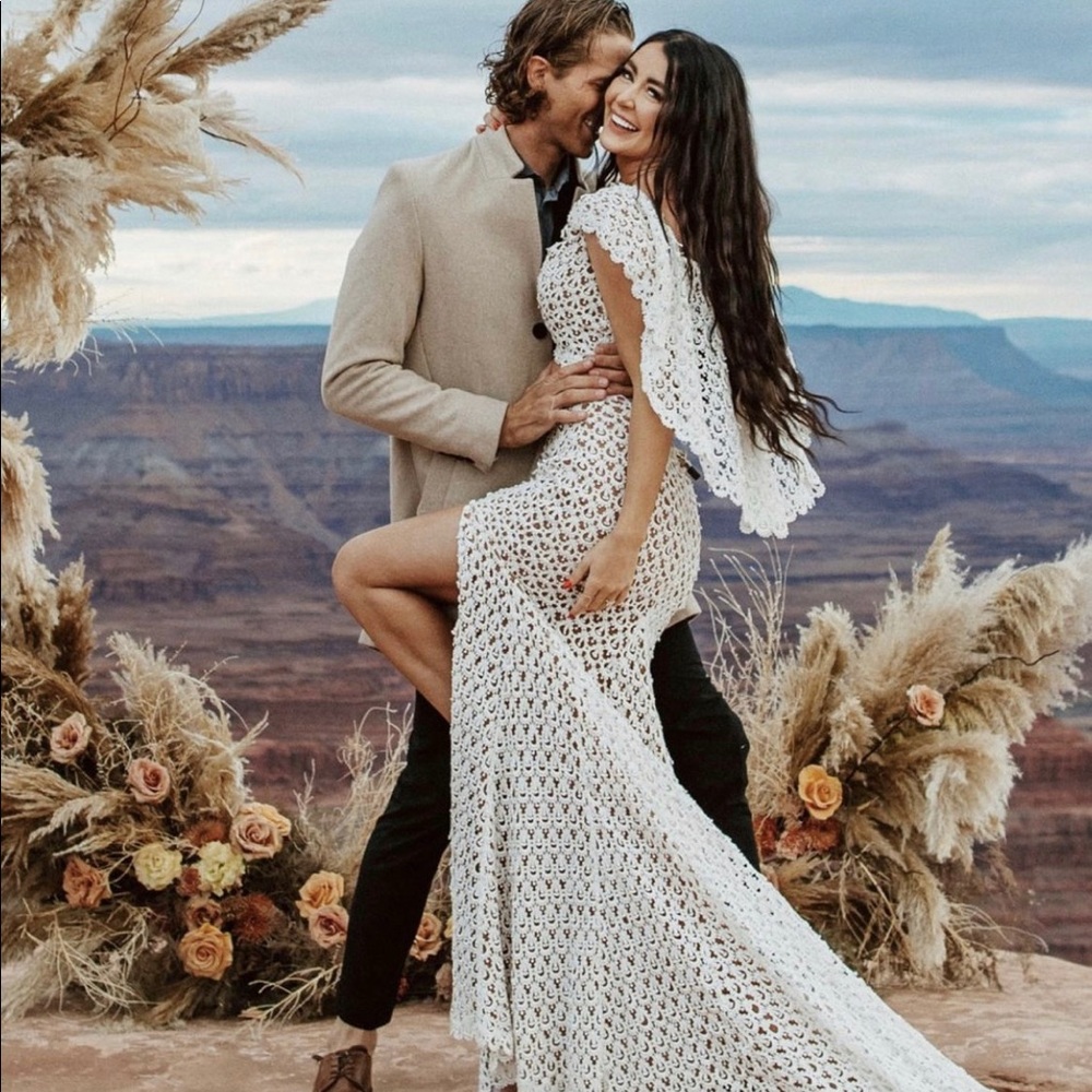 Daughters of Simone - James Gown - Like New - Boho - Californian Designer - Lace